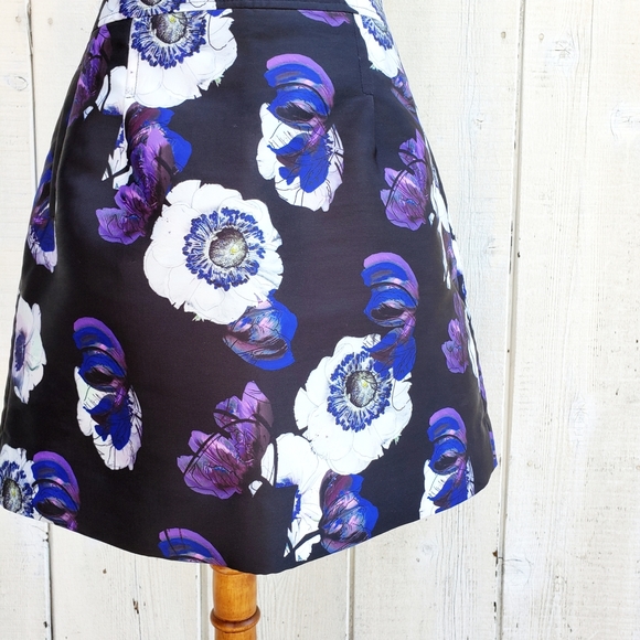J Crew Floral Print Mini Skirt Size 8 - Picture 5 of 6